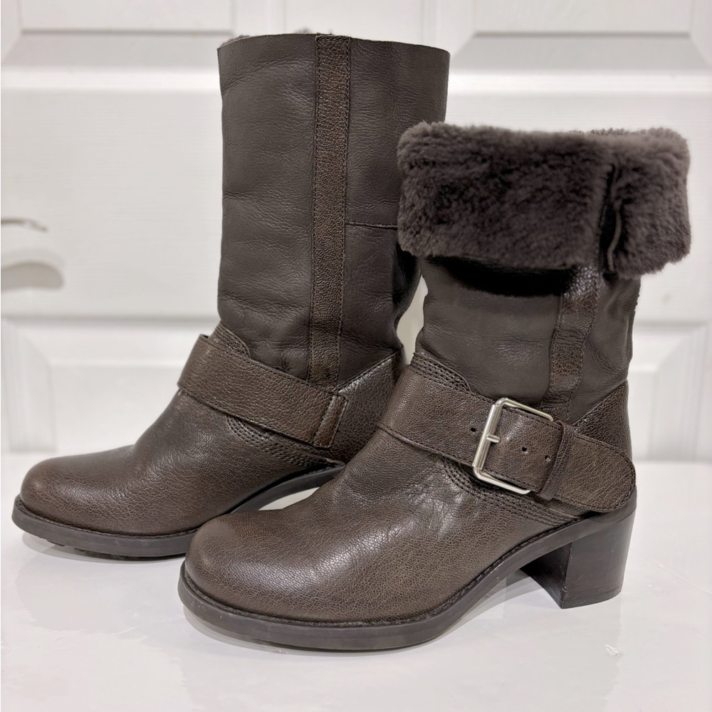 Clarks Narrative Boots  Size 8